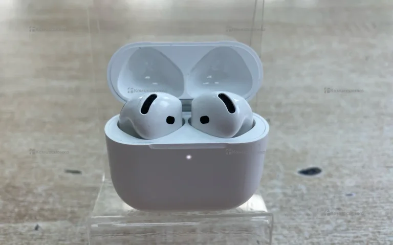 Наушники  AirPods 4