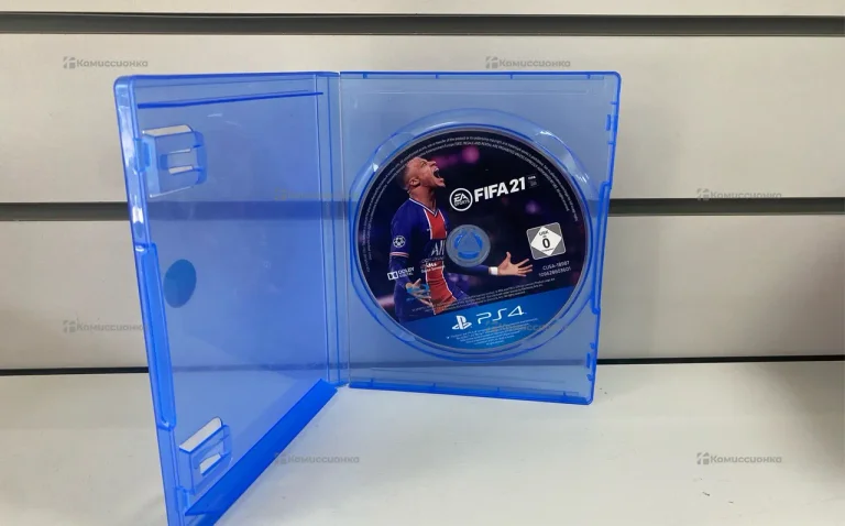 PS4.  Диск FIFA 21