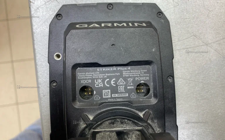 Эхолот Garmin Striker Plus 4