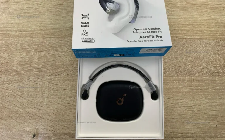 Наушники  soundcore aerofit