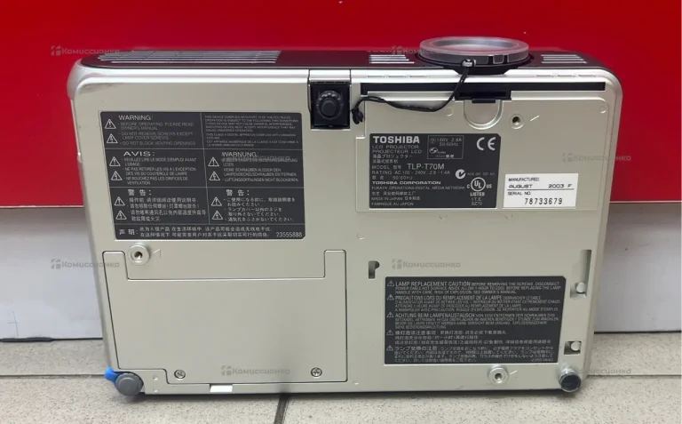 Проектор Toshiba TLP-T70M