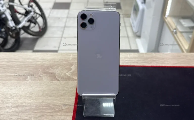 Apple iPhone 11 Pro Max 4/64 ГБ