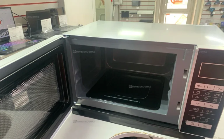 Микроволновая печь  Hyundai hym-d3044