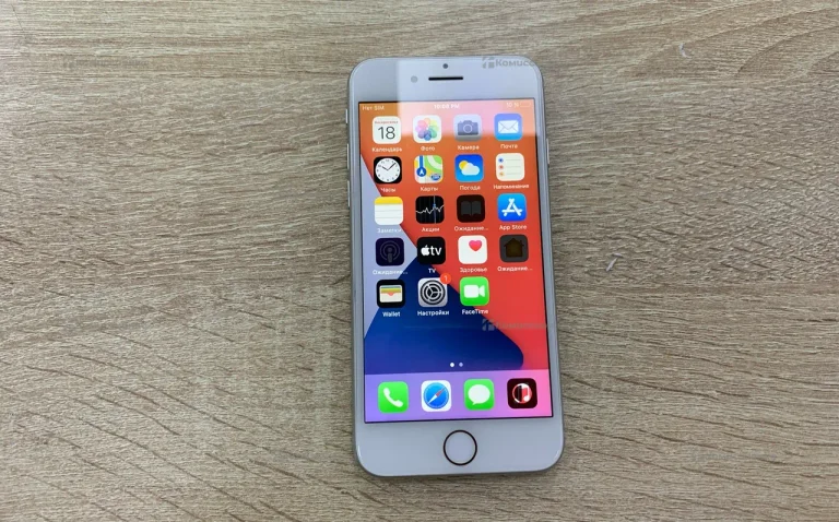 Apple iPhone 7 2/32 ГБ