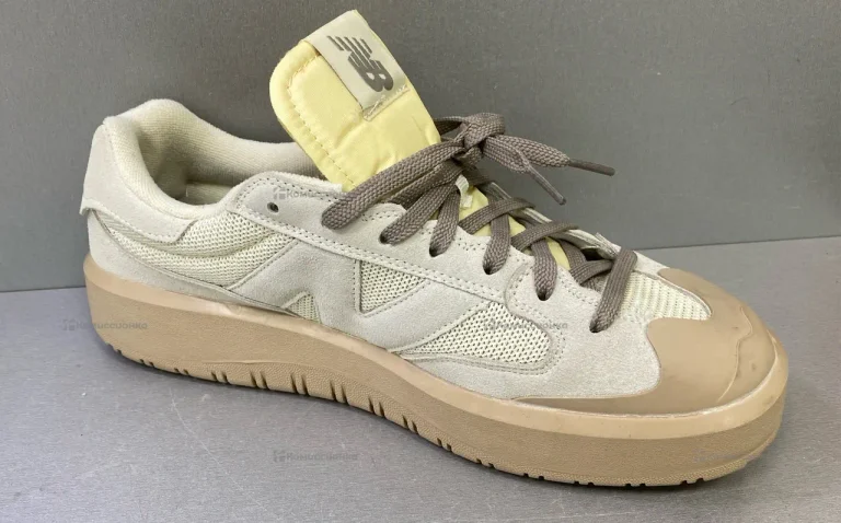 Кроссовки NewBalance 45р