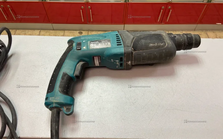 Перфоратор makita HR2470