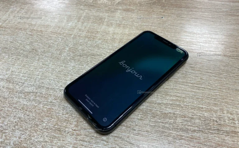 Apple iPhone 11 4/128 ГБ