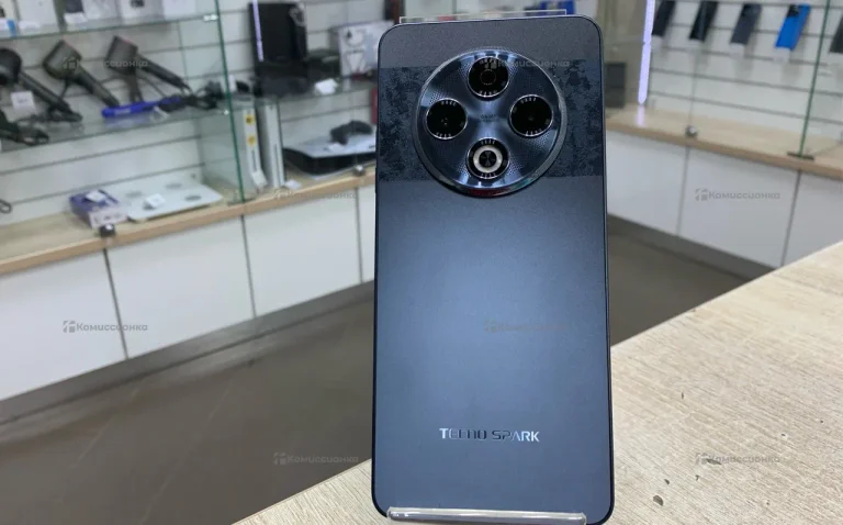 Tecno Spark 30 8/128 ГБ