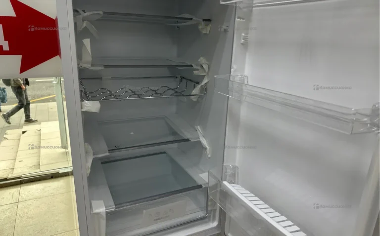 Встраиваемый холодильник Gorenje NRKI418FP2