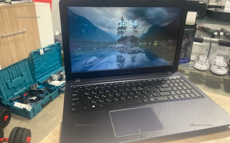 Ноутбук Asus A543MA