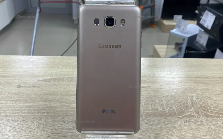 Samsung Galaxy J7(2016) 2/16