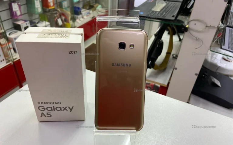 Samsung Galaxy A5 (2017) 3/32 ГБ