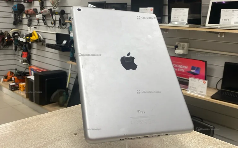 Планшет Apple IPad 5 32 Gb