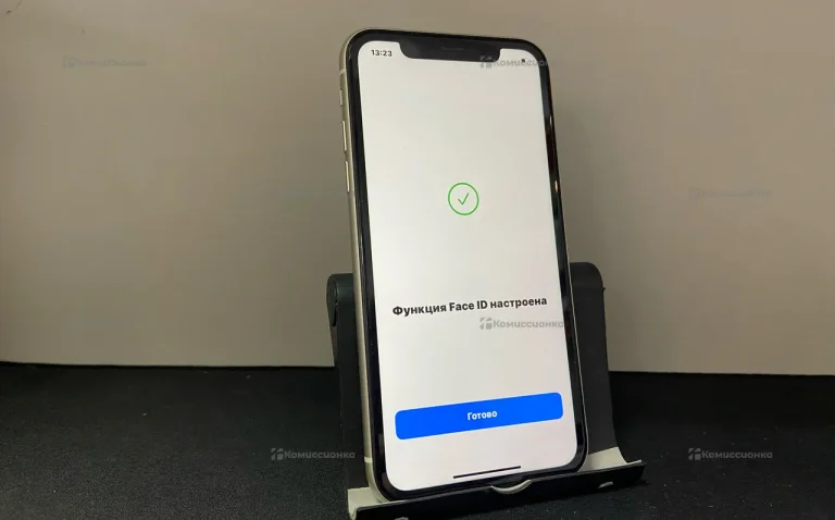 Apple iPhone 11 4/128 ГБ