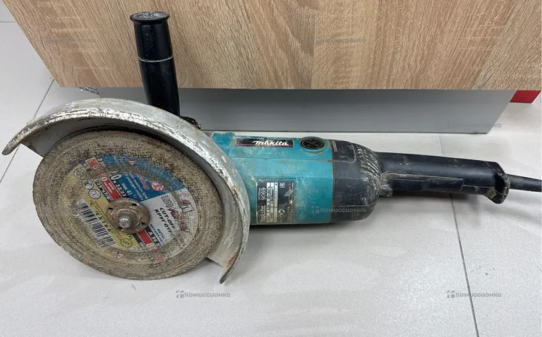 УШМ makita 9069