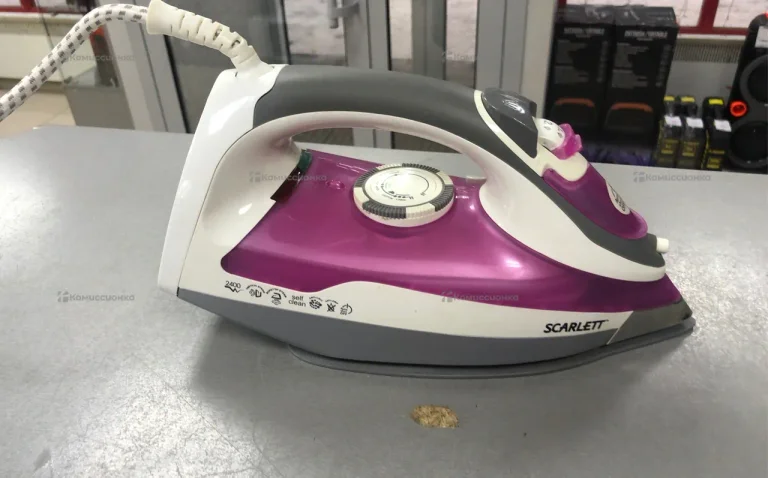 Утюг Scarlett sc-sl30k09