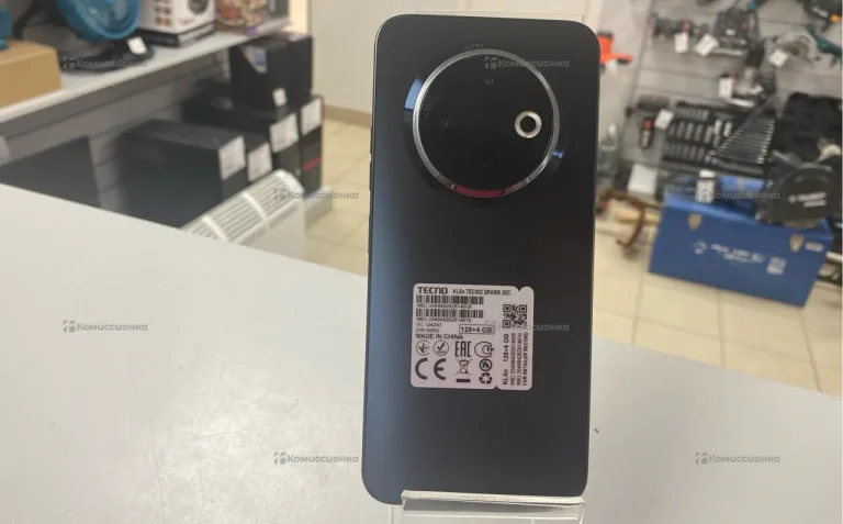 Tecno Spark 30C 4/128 ГБ