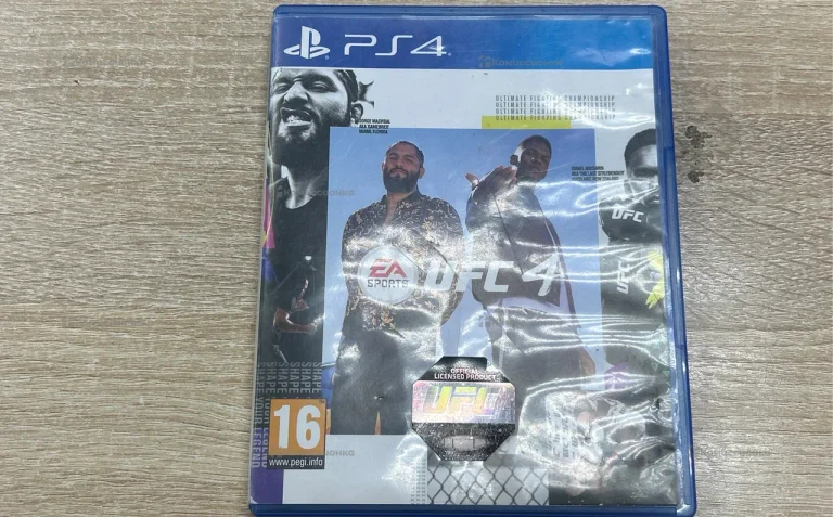диск PS4.. UFC 4