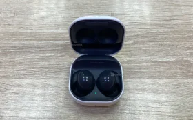 Наушники  Samsung buds 2