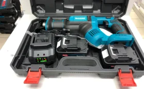 Сабельная пила Makita чёрный кейс