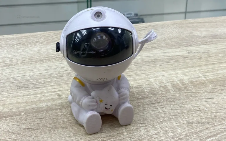 Ночник космонавт