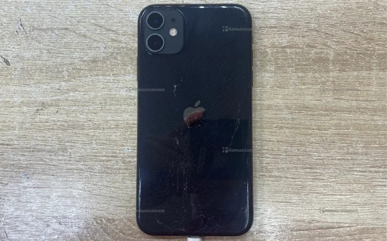 Apple iPhone 11 4/128 ГБ