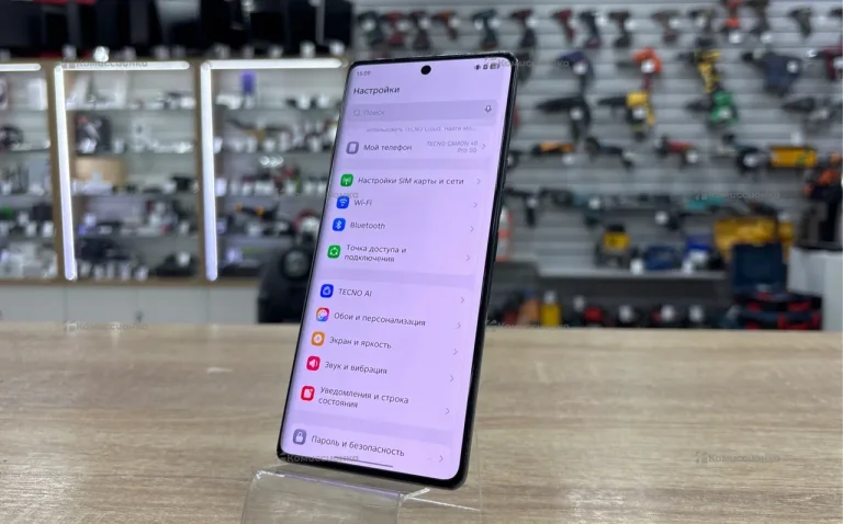 Tecno Camon 40 Pro 12/256 ГБ