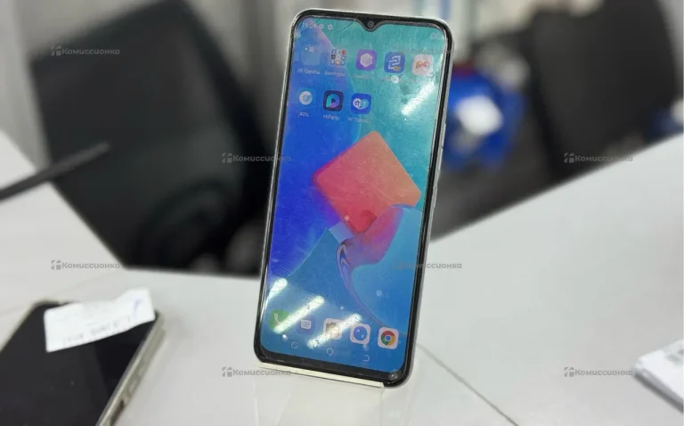 Tecno Spark 8C 4/64GB