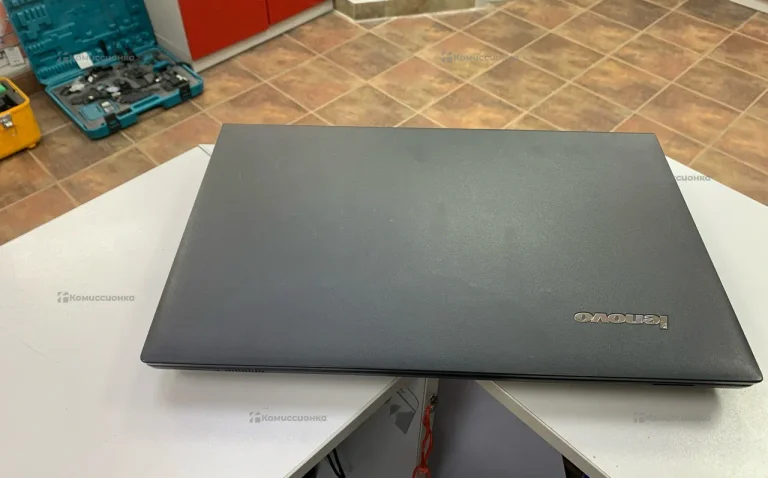 Ноутбук  Lenovo