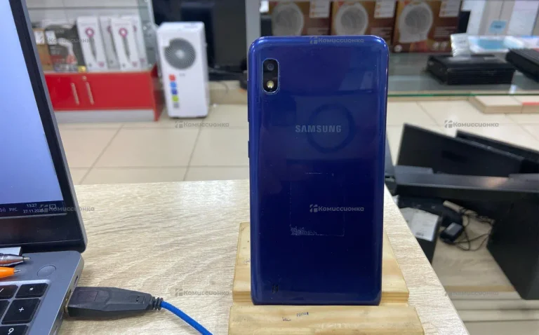 Samsung Galaxy A10 2/32 ГБ