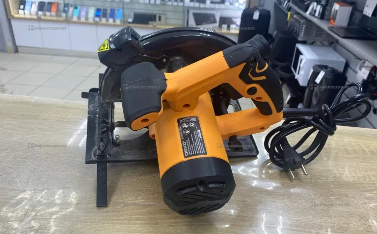 Дисковая пила DEKO DKCS1800 Laser