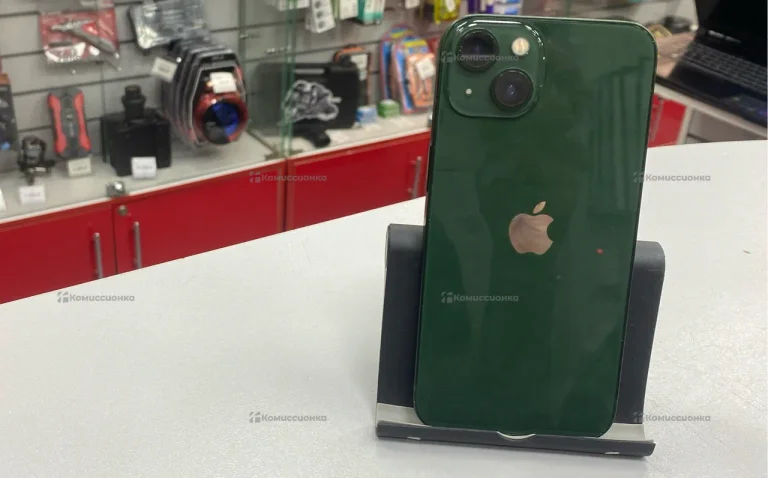 Apple Iphone 13 128 ГБ.