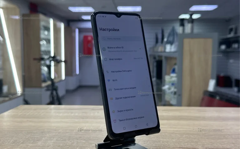 Infinix Hot 30i 4/64 ГБ