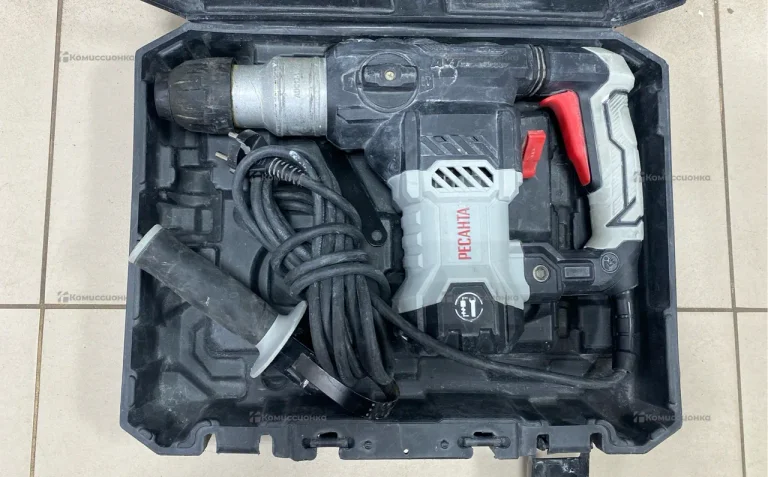 Перфоратор Ресанта П-32-1400КВ