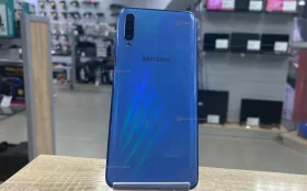 Samsung Galaxy A70 6/128 ГБ