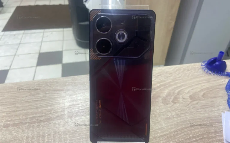 Tecno Pova 6 8/256 ГБ