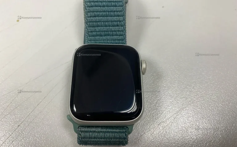 Часы  appjle watch se 2