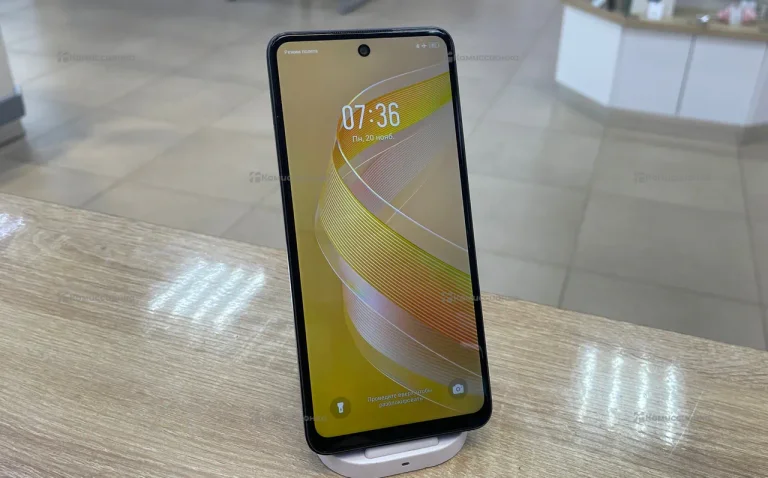 Infinix Smart 8 4/128 ГБ