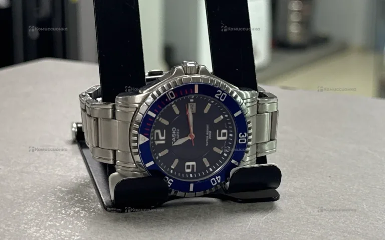Часы  Casio