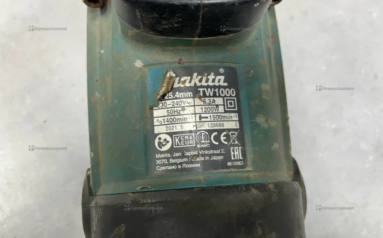 Гайковерт makita TW1000