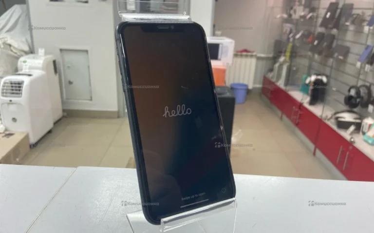 Apple iPhone 11 4/128 ГБ