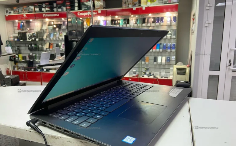 Ноутбук  Lenovo i5-8250U