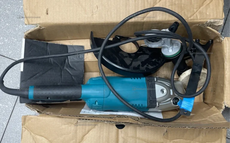 УШМ makita GA9020S