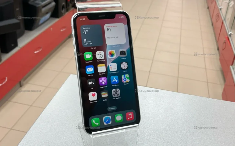 Apple iPhone XR 3/64 ГБ
