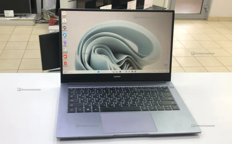 Ноутбук matebook  huawei