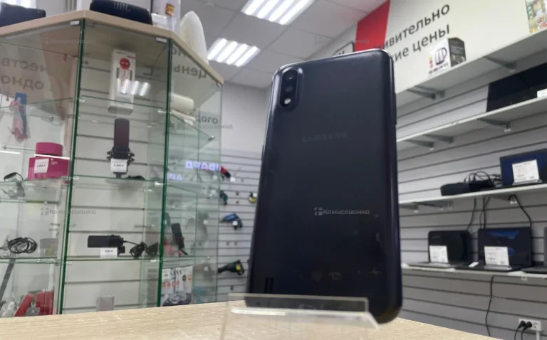 Samsung Galaxy A01 2/16 ГБ