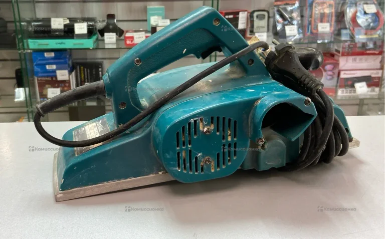 Электрорубанок makita 1911B