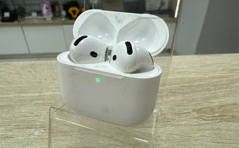 Наушники Apple AirPods 4