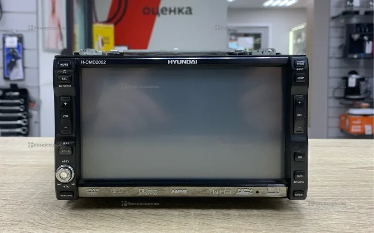 Автомагнитола  HYUNDAI H-CMD2002