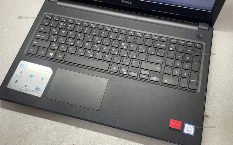 Ноутбук Dell Inspirion 15 3000